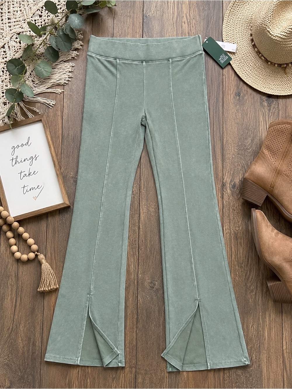 Wild Fable Sage Green High Rise Flare Leggings Pants Size Small NWT